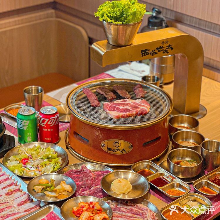 排队3小时也要吃的泥炉烤肉！