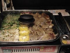 -河畔春天时尚餐厅