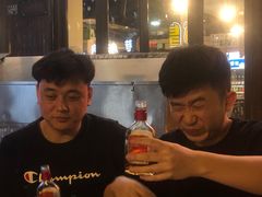 -亮亮烧烤(万松园店)
