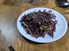 -蜗牛的家旅行主题云南菜餐厅.小酒馆(护国寺店)