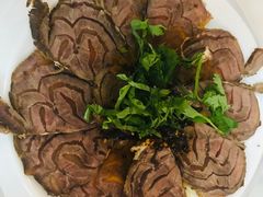 五香牛肉-三头牛·潮汕牛肉生蚝火锅 (夏湾店)