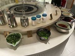 -三人行骨头王火锅(长寿店)