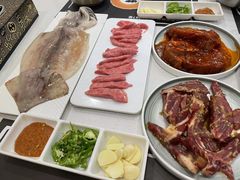 -艺林烤肉城(光明店)