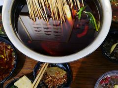 -瑞哦冷锅串串(汇融店)