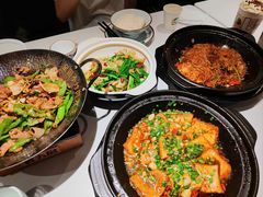 -费大厨辣椒炒肉(高铁吾悦广场店)
