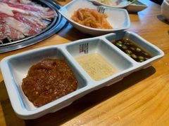 -唯成•韩国炭火烤肉 유성고기