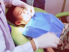 -岳辰齿科(浦东长泰店)