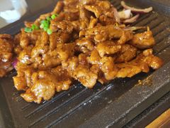 铁板黑椒牛柳-青年公社烤鸭(青年路店)