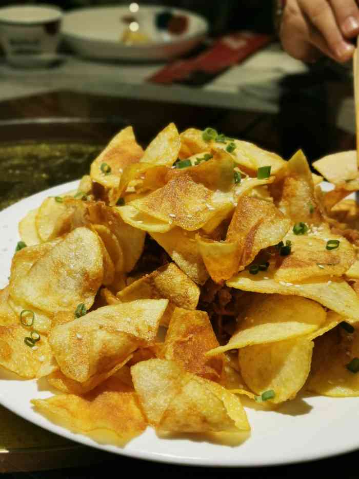 张家小馆(正宗赤峰家常菜)-"朋友介绍 去过一次 菜品不错 服务也到位.