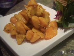 拔丝地瓜-巴特餐饮6加1音乐餐吧·新疆菜