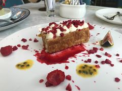 -La Mer Restaurant & Lounge