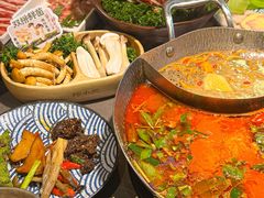 -楠小云·云南鲜菌·鲜牛自助火锅(九眼桥店)
