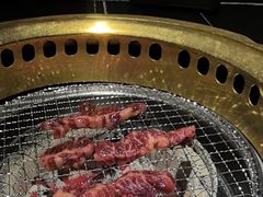 -山川小町·极番烧肉(新地假日广场店)