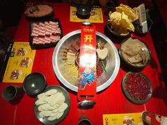 -谭鸭血老火锅(万象九宜城店)
