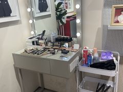-方快PLUS照相馆(大上海时代广场店)