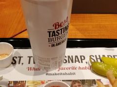 -The Habit Burger Grill 哈比特汉堡(复兴soho店)