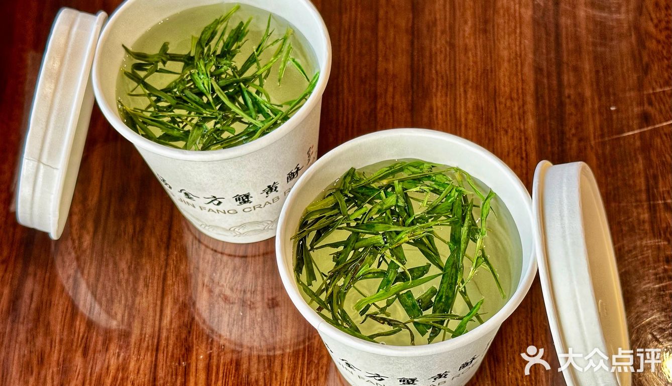 全中国也只有一家 每个蟹黄酥都是现烤25分钟