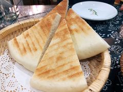 -八两八金·莱芜特色炒鸡(市南漳浦路店)