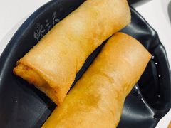 蟹粉三丝春卷-馋三尺蟹粉小笼(人民广场店)