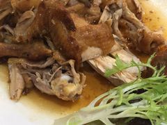 -鹏城人家海鲜酒家·23年老字号(较场尾店)