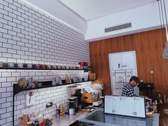 -J's Cafe Lab