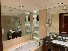 -上海波特曼丽思卡尔顿酒店