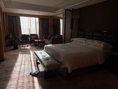 -中山利和希尔顿酒店