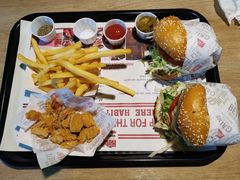 -The Habit Burger Grill 哈比特汉堡(复兴soho店)