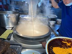 -陆元丰·兰州纯汤牛肉面(自强西路店)