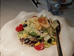 招牌凯撒沙拉-Mezomd曼索蒂西班牙餐厅(广粤店)