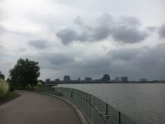 步道-上海滴水湖皇冠假日酒店