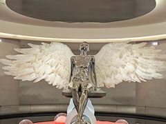 -涨巢·潮玩水疗局