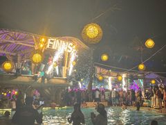 -FINNS Beach Club