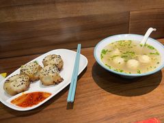 -小杨生煎(白玉兰广场店)