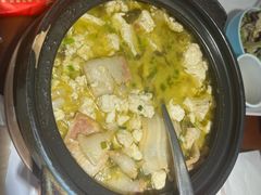 -魏铭鱼头捞饭(晋阳路店)