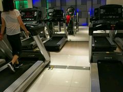 -诺伯曼·运动会馆(新梦店)