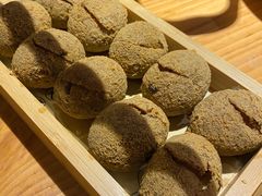 -野山舂·贵州现舂酸汤火锅(鸿通城店)