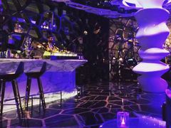 -OZONE 顶楼酒吧(香港丽思卡尔顿酒店)
