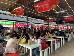 -鸿通城购物中心