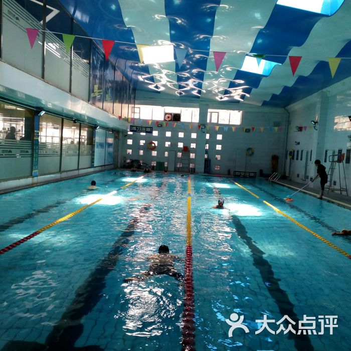 斯达特游泳健身