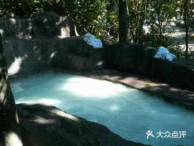 鞍山岫岩沟汤温泉图片