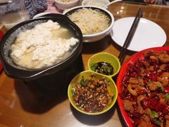 -重庆石磨豆花庄(乔庄店)