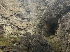 -燕子河大峡谷天坑仙境