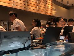 -喜茶(上海兴业太古汇店)