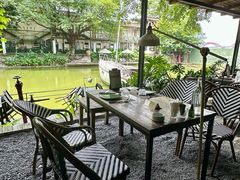 -喜洲吧·江畔老船厂·庭院餐厅(喜临院店)