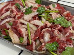 -喜悦小串丹东小黄牛海鲜烧烤大排档(民主广场店)