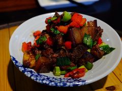 妈妈烧土猪肉-好灶头妈妈菜·柴火灶台鱼·千岛湖土菜地标美食