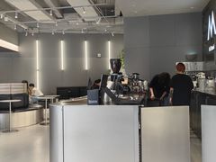 -M Stand(成都COSMO店)