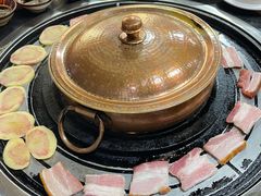 -阿山卓·野生菌火锅·纳西火塘烤肉