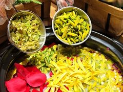 -一朵菌·野生菌探索家火锅(南亚店)